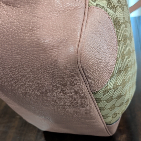 Gucci Pink and Beige Signature Tote - Picture 6 of 16